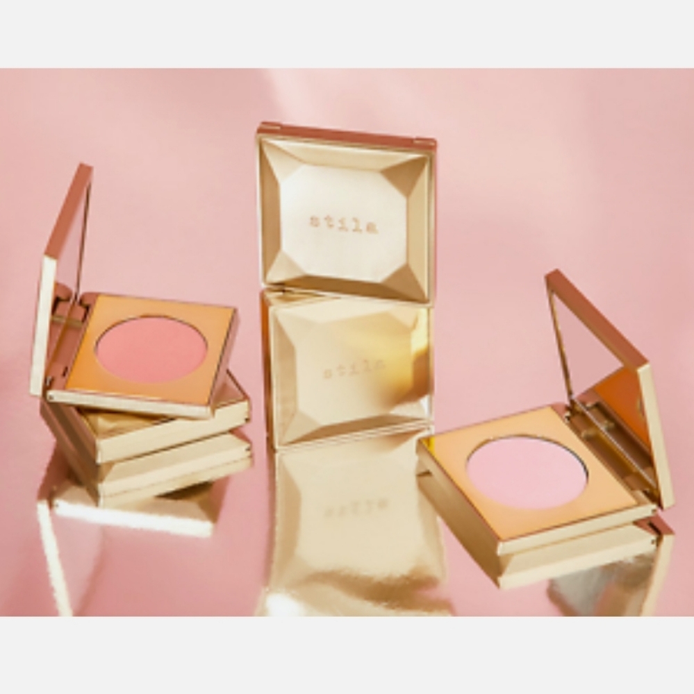 STILA SOFT GLOW POWDER BLUSH:  BLOOMING SEOUL